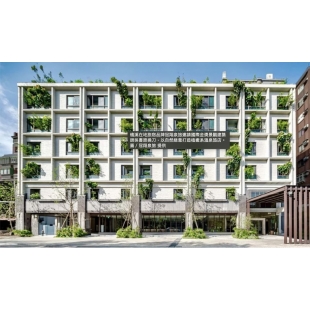 冠翔正面.jpg 冠翔正面.jpg